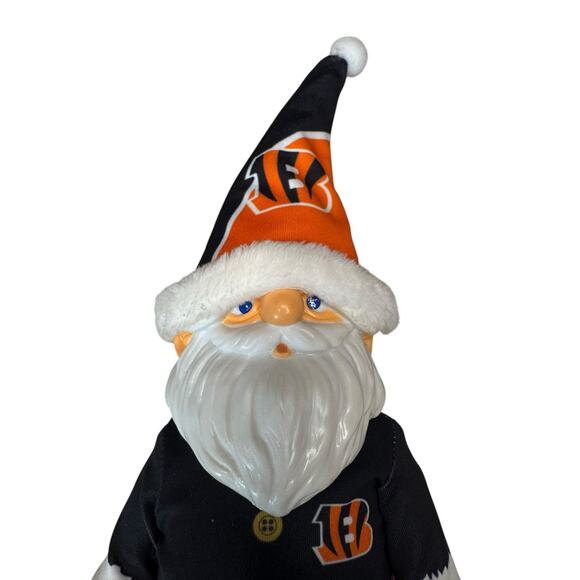 NFL Forever Collectables Cincinnati Bengals Santa Gnome - Picture 2 of 5